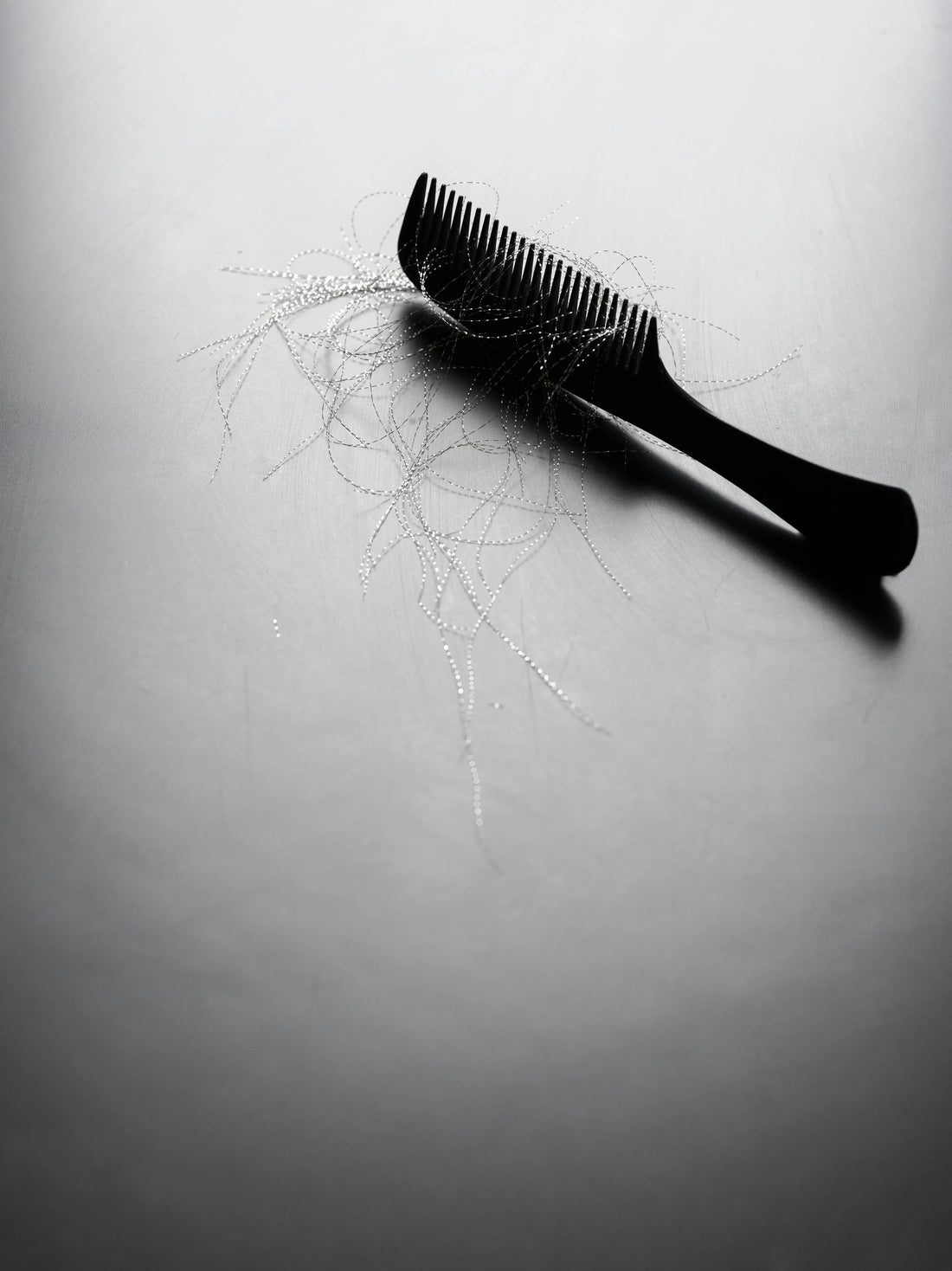 Chute de cheveux crépus : causes et vraies solutions